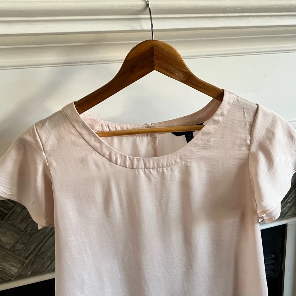 Petal Pink BANANA REPUBLIC Butterfly Cap Sleeve SILKY Short Sleeve BLOUSE Top XS - Picture 3 of 11